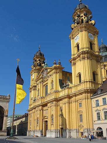 Fotos Theatinerkirche | München