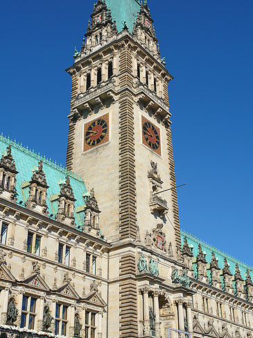 Rathaus von der Seite Foto 