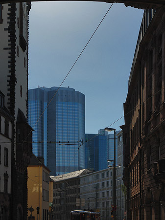 Foto Dresdner Bank von Seufzerbrücke aus