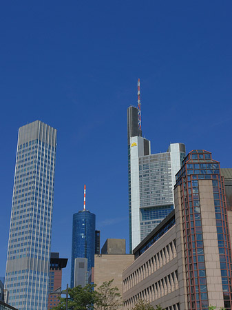 Commerzbank mit Degussa