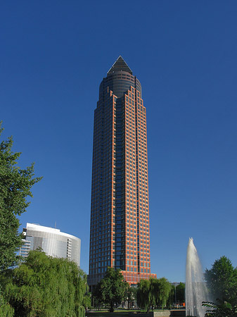 Fotos Messeturm mit Ludwig-Erhard-Anlage