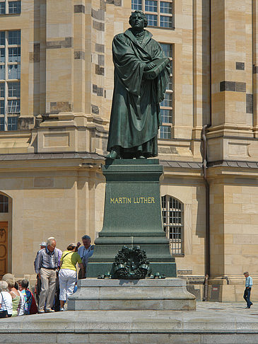 Foto Lutherdenkmal vor der Frauenkirche - Dresden