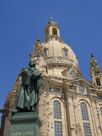 Foto Lutherdenkmal vor der Frauenkirche