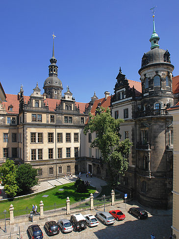 Schloss aus Taschenbergpalais