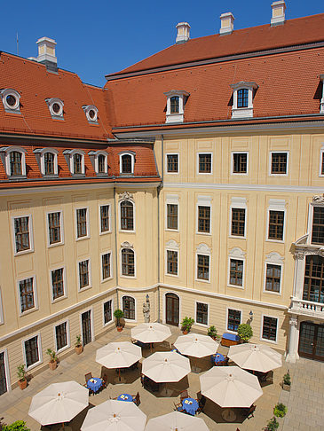 Innenhof des Taschenbergpalais Fotos