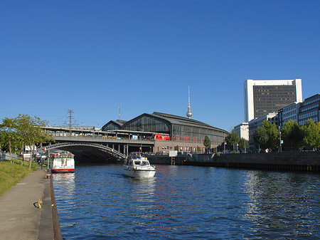 Bahnhof Fotos