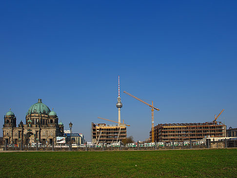 Foto Palast der Republik und der Berliner Dom