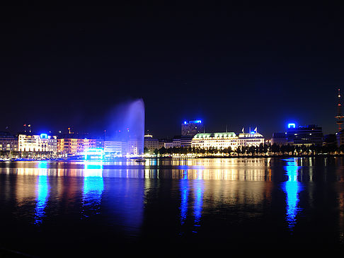 Fotos Binnenalster bei Nacht