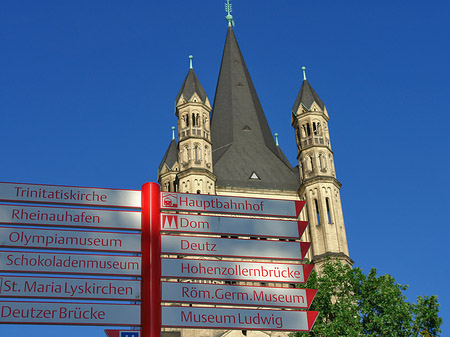 Foto Schild vor Groß St.Martin