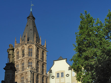 Foto Platzjabeck vor dem Rathausturm - Köln
