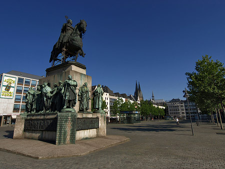 Foto Reiterstandbild - Köln