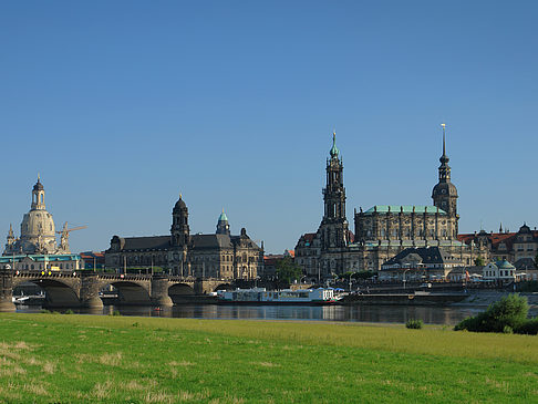 Fotos Canalettoblick mit Wiese | Dresden