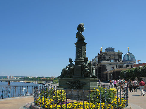 Ernst-Rietschel-Denkmal Fotos