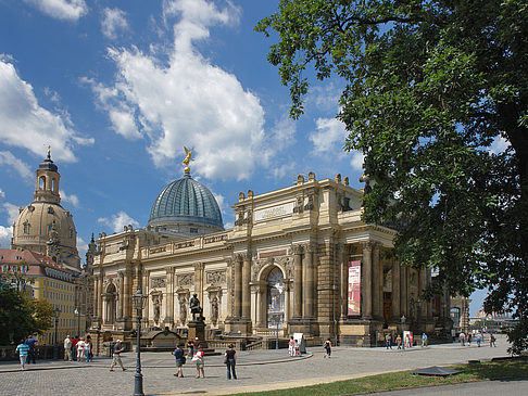 Fotos Frauenkirche und Kunstakademie