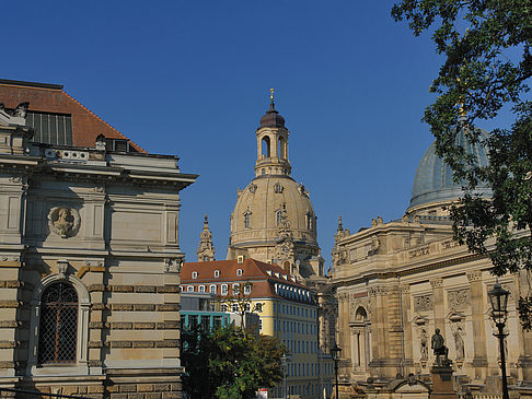 Frauenkirche und Kunstakademie Fotos