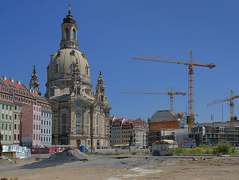 Frauenkirche mit Baustelle Fotos