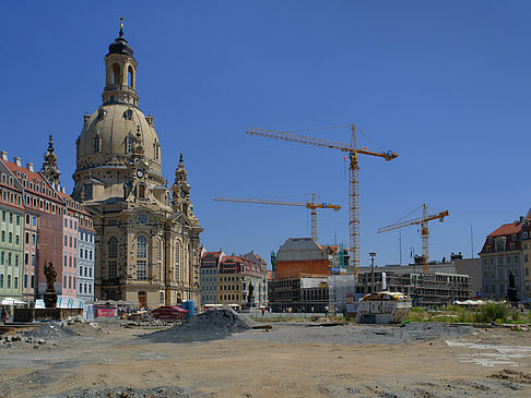 Frauenkirche mit Baustelle