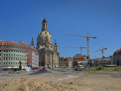 Frauenkirche mit Baustelle