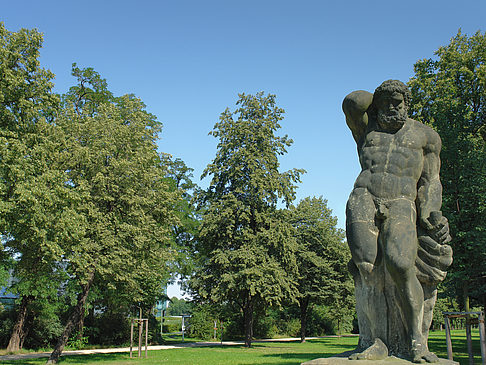 Statue im Großen Garten Fotos