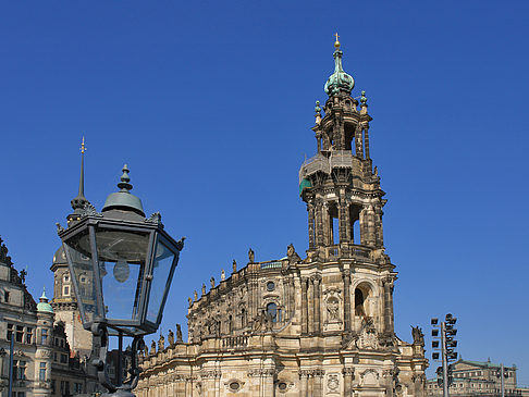 Hofkirche mit Laterne Fotos