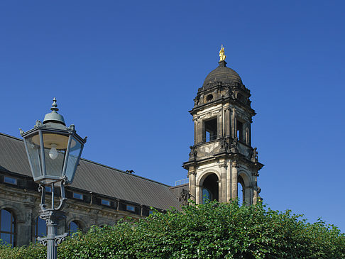Dach des Gerichts Fotos