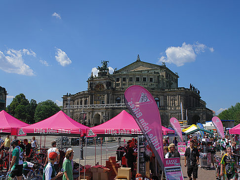 Foto Fahrradfest auf dem Theaterplatz - Dresden